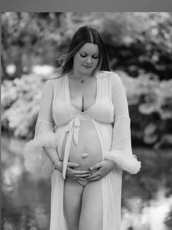 Milk Mommy Holli 🍼Pregnant MILF